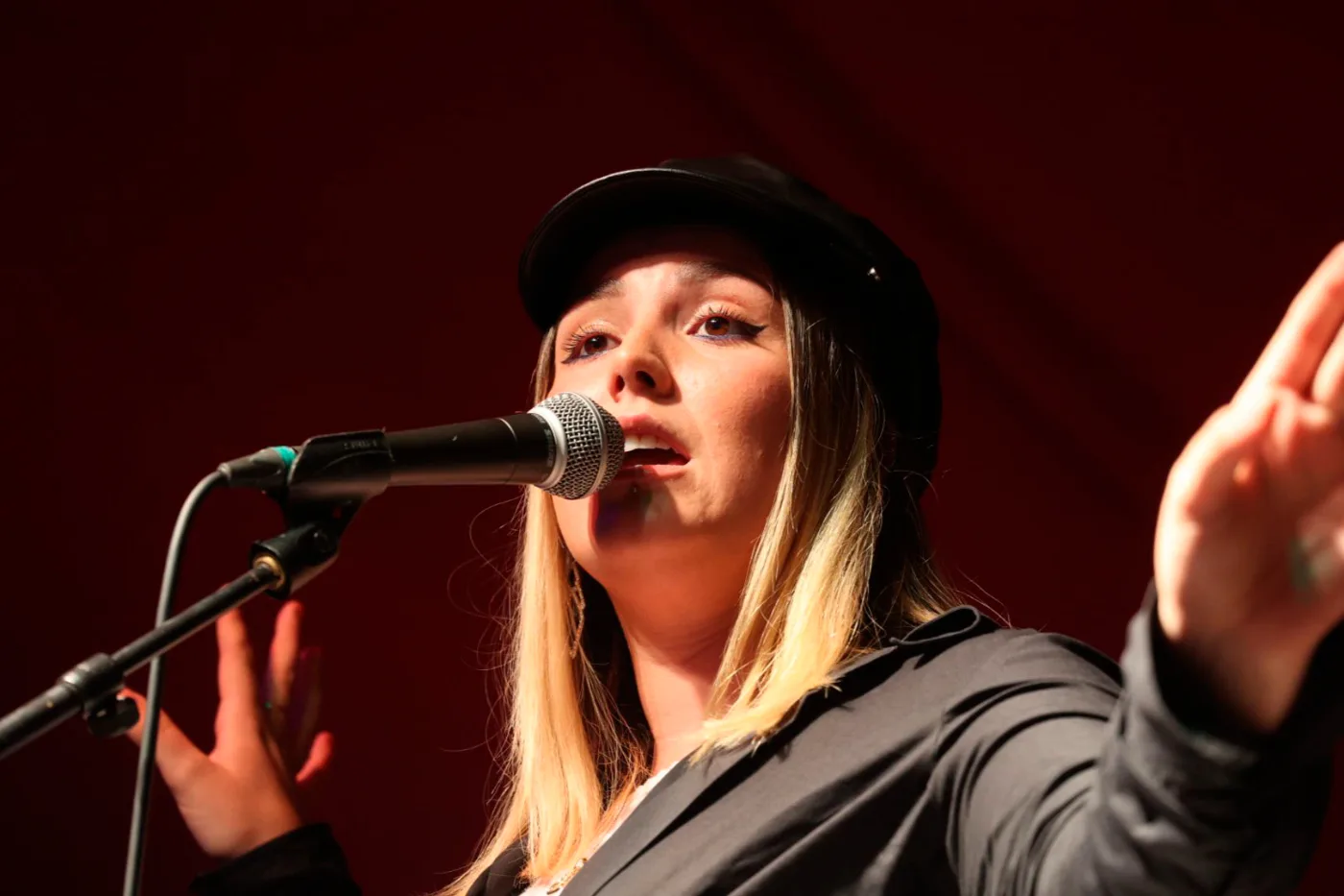 Reya Thomas & The Groove Machine Close the Concert Season at Sunset Cala Conta