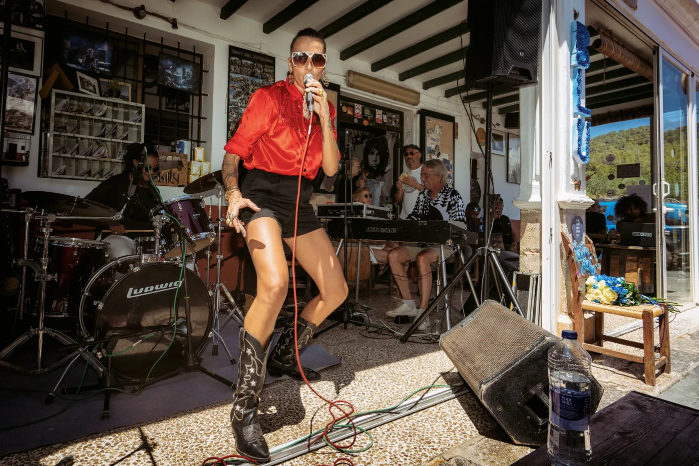 Sandy Valey brings her Elvis Presley show back to Can Jordi